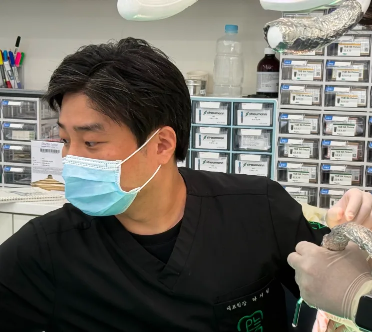 금호읍 임플란트, 디지털 네비게이션 꼭 해야 할까요?